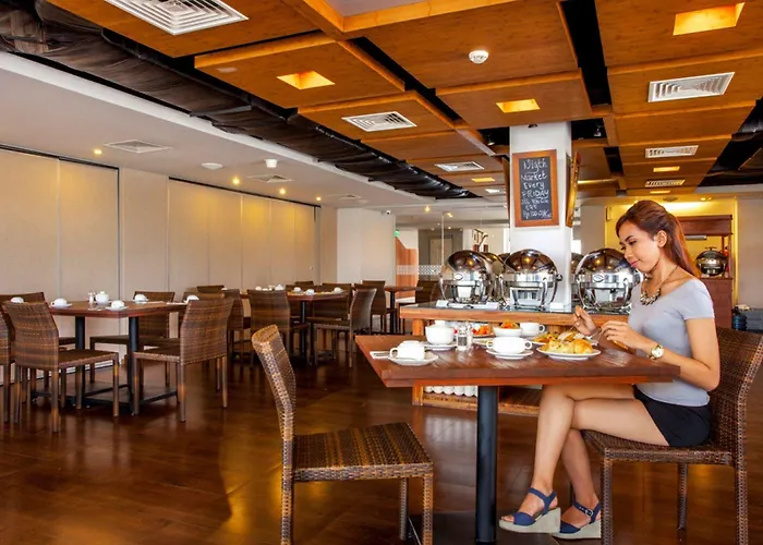 Express Bali Sunset Road By Ihg Kuta Lombok