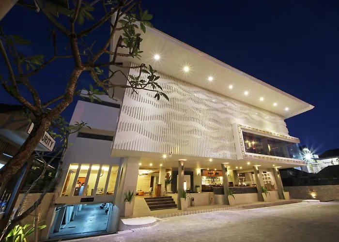 Express Bali Sunset Road By Ihg 3*